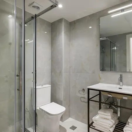 Citizen - Serviced 4* Salonic